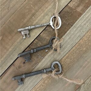 Antique Skeleton Keys Set of 3